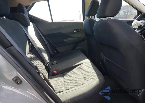 2022 Nissan Kicks Sv Xtronic Cvt from USA, damaged, VIN 3N1CP5CV8NL495879